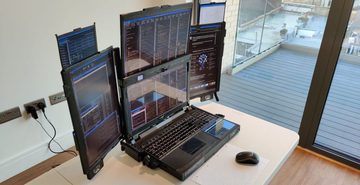 7-beelschermen-werkstation-1