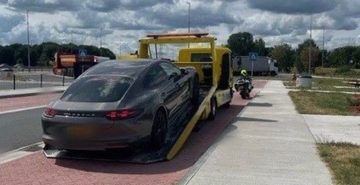 Porsche Panamera-01