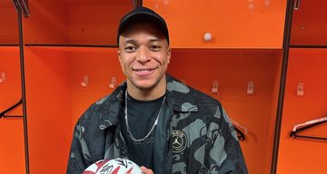 Kylian Mbapp&eacute; eist &euro; 263 miljoen van zijn voormalige werkgever Paris Saint-Germain