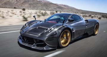 Een Amerikaan koopt een Bugatti Chiron en een Pagani Huayra met Bitcoins Pure Luxe