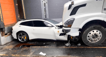 vrachtwagen chicago ferrari gtc 4 lusso Pure Luxe