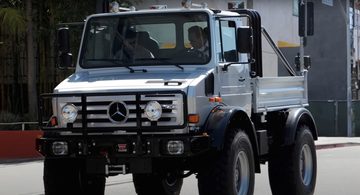 Arnold Schwarzenegger Mercedes Unimog