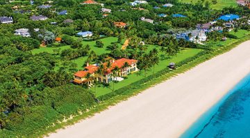 Het landgoed van Larry Ellison in North Palm Beach van boven
