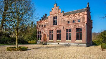 kasteel ter horst staat te koop achterburen koninklijke familie Pure Luxe