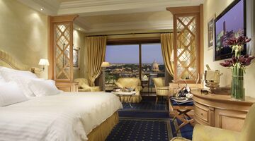 hotelkamer uitzicht hotel stad Pure Luxe