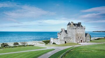 ackergill tower kasteel engeland sinclair bay knight frank Pure Luxe
