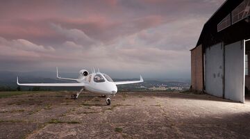 flaris lar 1 personal jet vliegtuig Pure Luxe