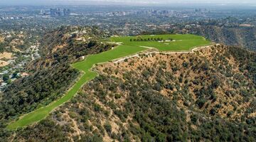 beverly hills grond makelaar aaron kirman Pure Luxe