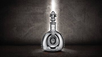 Louis XIII Black Pearl AHD Limited Edition cognac Pure Luxe