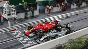 slot mods raceways detroit formule-1 racebaan speelgoed Pure Luxe