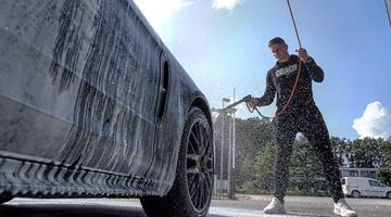 Rico Verhoeven auto KNOOK BREDA Range Rover Sport Pure Luxe