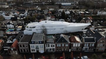 Feadship Project 707 superjacht vervoer video youtube Pure Luxe