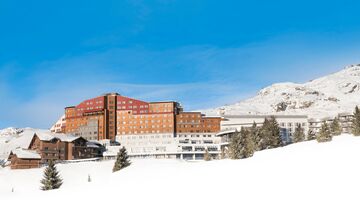 club med alpe d'huez range rover wintersport Pure Luxe