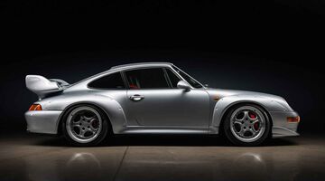 Porsche 911 GT2 Coupé 993 RM Sotheby's Pure Luxe