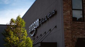 Jeff Bezos vermogen Amazon CEO Bloomberg Pure Luxe