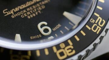 Jaws horloge