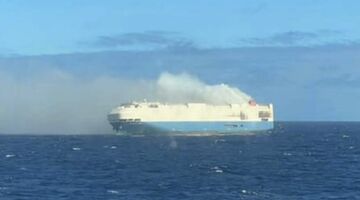 Vrachtschip Felicity ace