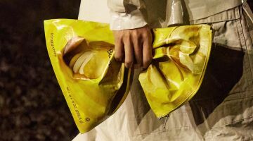 balenciaga-potato-chip-bag