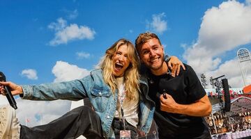 Suzan & Freek