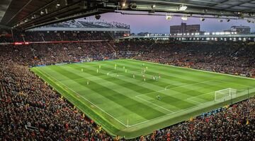 Manchester United (Apple)