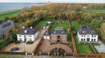 Villa Almere