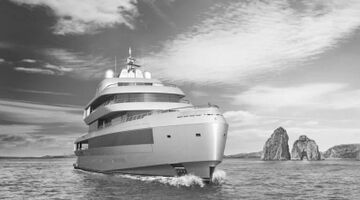 Jacht Giorgio Armani