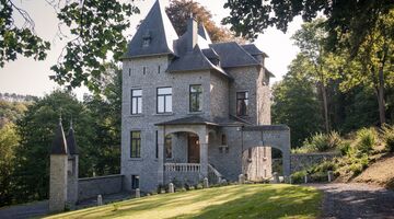 Kasteel Hastière