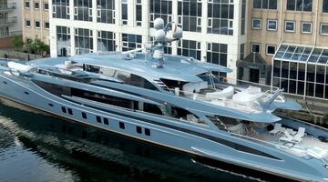 Superjacht Phi