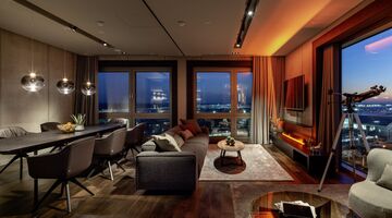 B'Mine Hotel: Uniek hotel met parkeerplaats op balkon