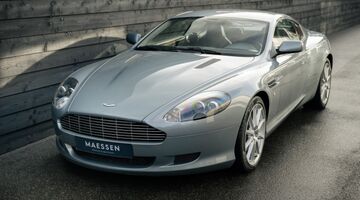 Deze Aston Martin DB9-occasion biedt een geweldige kans voor liefhebbers van luxe auto's die op zoek zijn naar een betaalbare optie