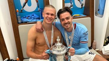 Inbrekers slaan toe met meer dan 1 miljoen euro buit terwijl Jack Grealish op het veld staat