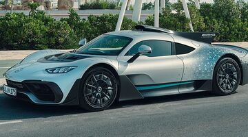 Een exemplaar van de Mercedes AMG One