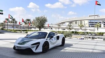 Politie Dubai McLaren Artura