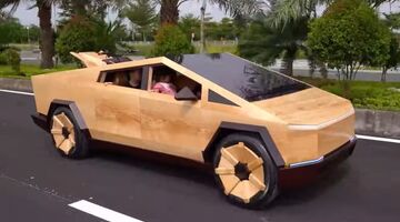 Vietnamese YouTuber houten cybertruck