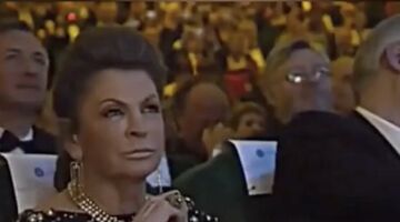 Rafaela Aponte-Diamant, de rijkste vrouwelijke selfmade miljardair ter wereld, tijdens een conferentie van haar bedrijf