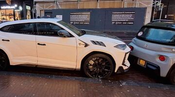 Lamborghini Urus MANSORY ongeval P.C. Hooftstraat