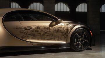 Zijkant van de Bugatti Golden Era