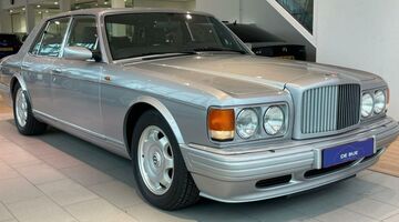 De Bentley Turbo R SWB (Short Wheelbase) uit 1996