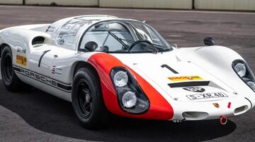De Porsche 910 die verkocht wordt op een veiling