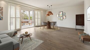 De woonkamer van het appartement van André Hazes