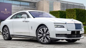 De Rolls-Royce Spectre Rose