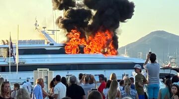 Het superjacht Sea Lady ter waarde van € 92,5 miljoen brandde volledig af