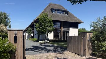 De villa in Loo