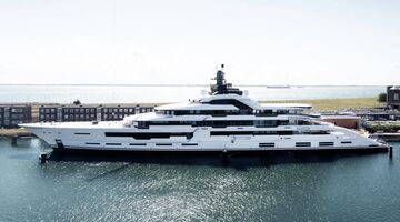 Het 120 meter lange motorjacht van Amels