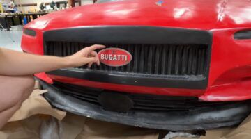 De Bugatti die YouTuber Carter Sharer kocht