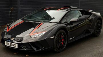 Een wagen uit de autocollectie van de veroordeelde fraudeur