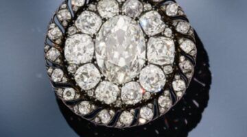 De diamanten broche van Napoleon Bonaparte