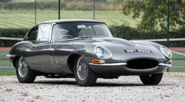 De Jaguar E-Type Series van Rowan Atkinson