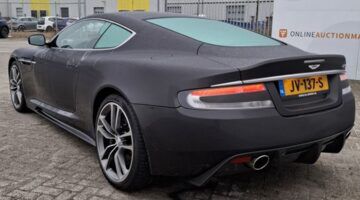 De Aston Martin DBS