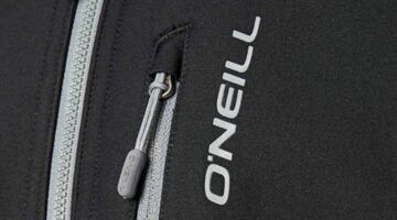 Een kledingstuk van het merk O'Neill